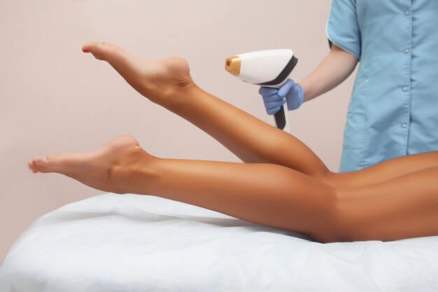 WHAT IS LASER TREATMENT AND HOW IS IT PERFORMED?